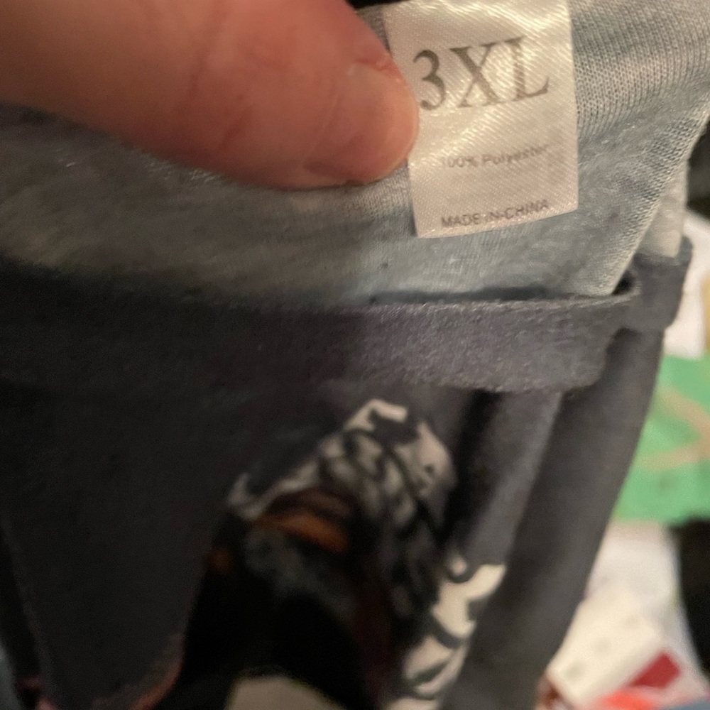 Shirt - Picture 3 of 3